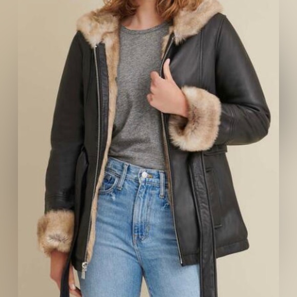 Wilsons Leather Jackets & Blazers - Wilson’s leather size Large zip up jacket - reversible